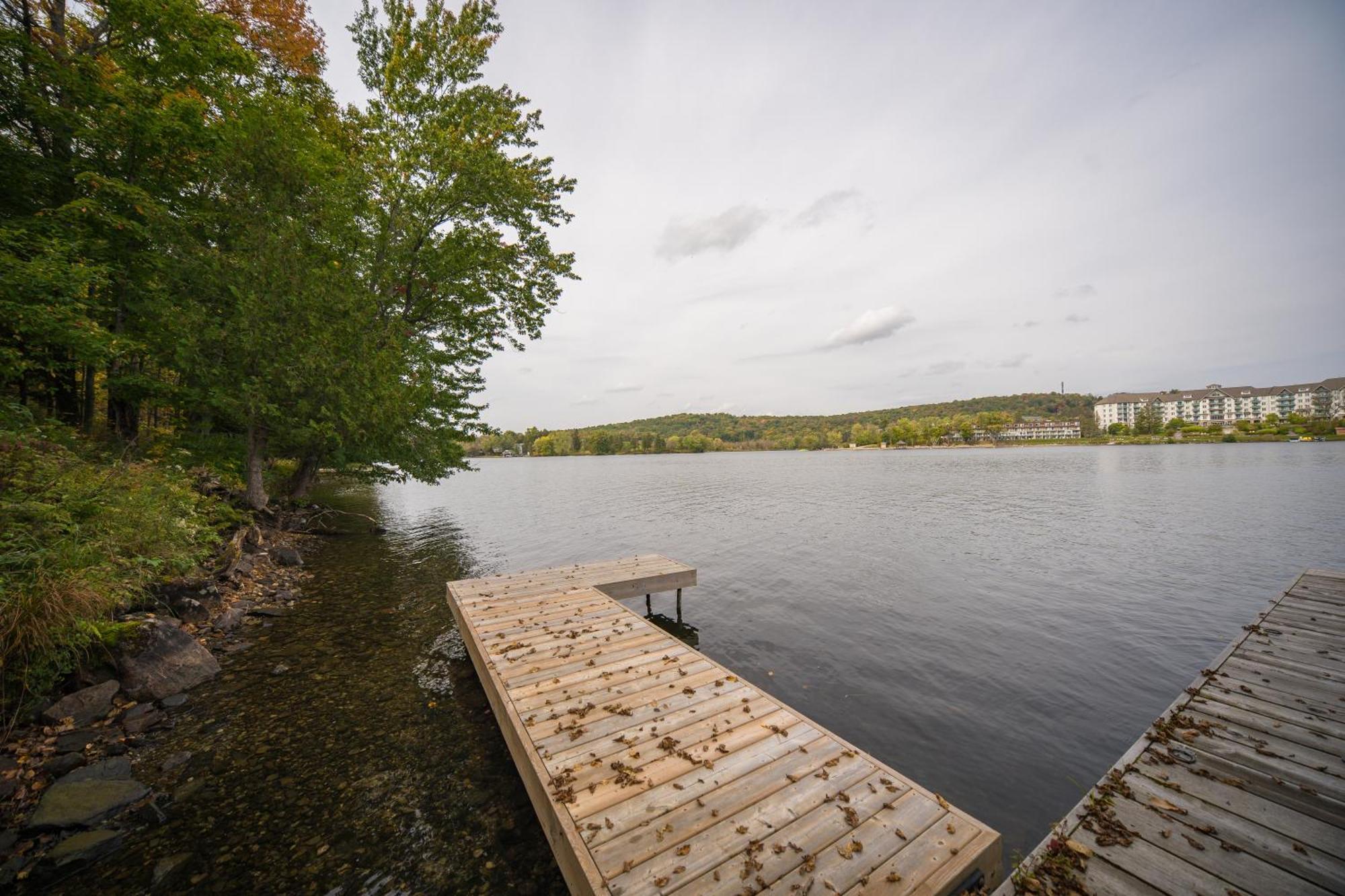 Muskokawaterfront Pooltable 98Tv 6Acres Villa ฮันต์สวิลล์ ภายนอก รูปภาพ